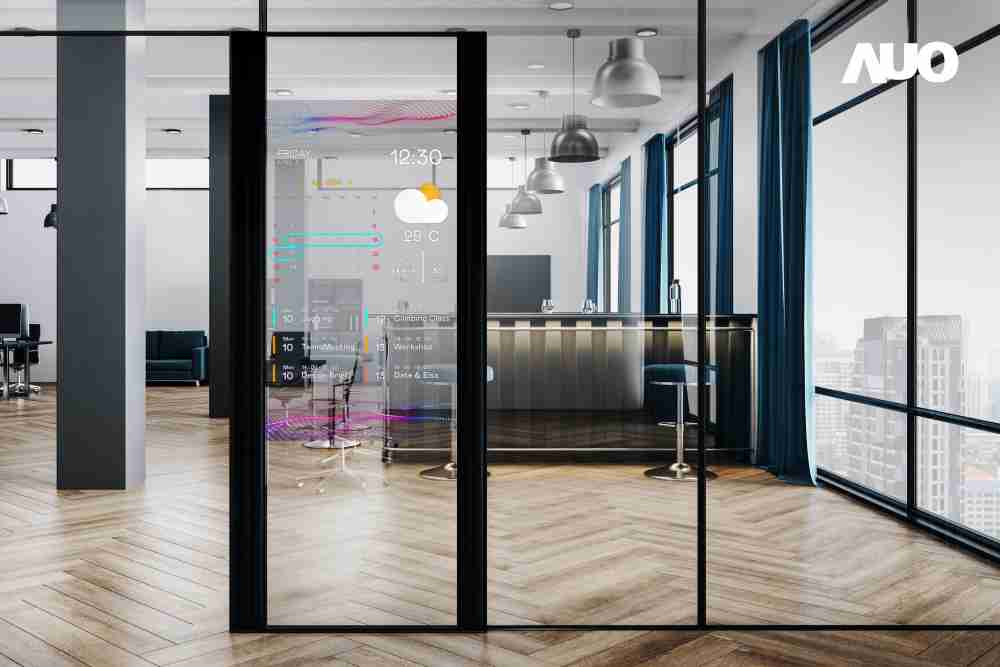 红龙扑克致力于研发低能耗之绿色产品，，，如低能耗发光组件Micro LED显示技术，，具高透明、、可无限拼接的特性，，，可依需求调整并延伸应用于不同场域，，，包括汽车侧窗或家庭玄关、、、、智慧橱窗、、、商业展示等